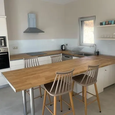Infinia, Lefkada Villa Szívota
