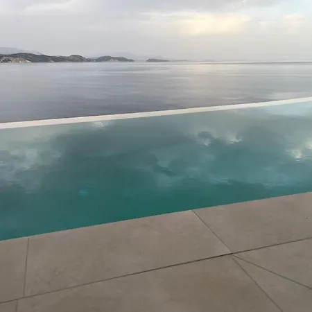 Infinia, Lefkada *