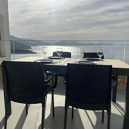 Infinia, Lefkada * Sivota (Lefkada)